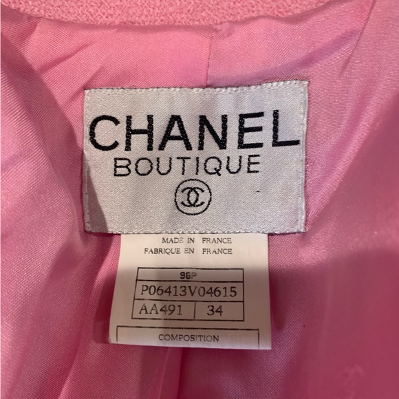 Vintage Chanel Suit Set - Picture 4 of 8